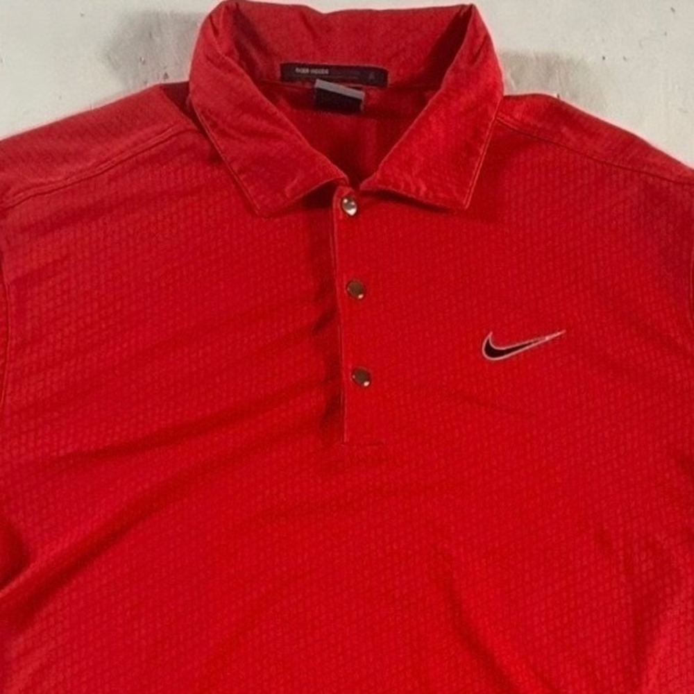 Nike Tiger Woods Collection Red Polo Mens Medium Dri-FIT‎ Textured Golf Shirt